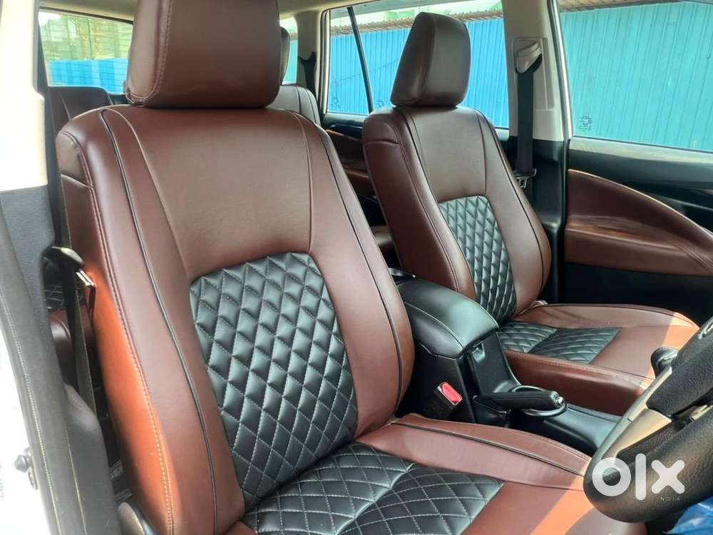 Toyota Innova Crysta 2023 Diesel 27000 Km Driven