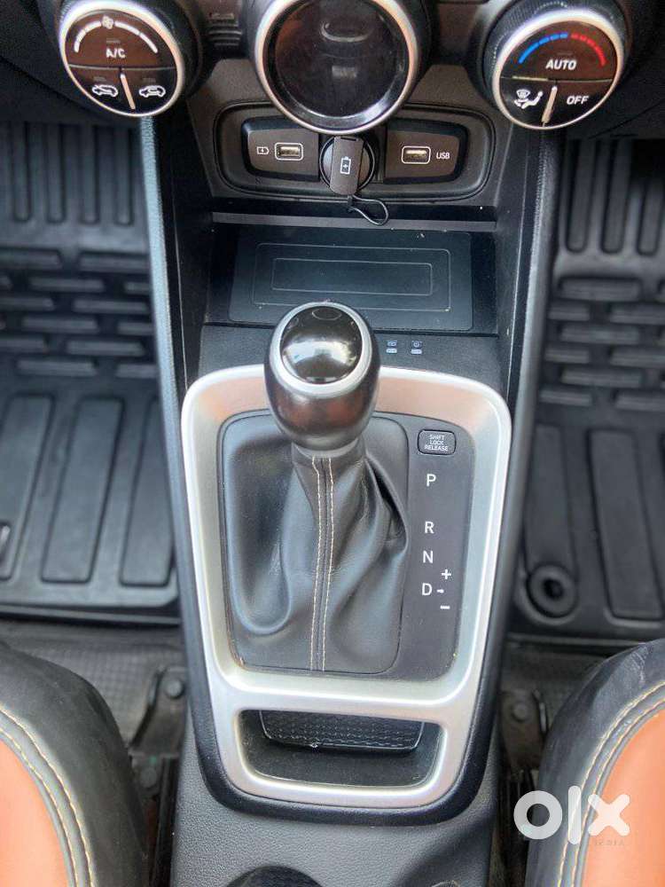 Hyundai Venue 1.0 Turbo Gdi Sx+ At, 2022