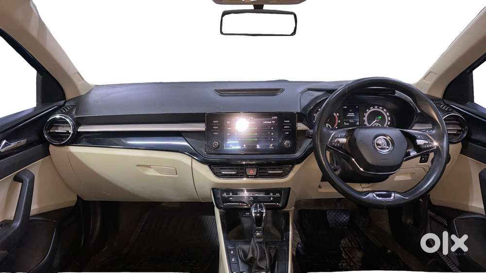 Skoda Slavia 1.0 Ambition Tsi At, 2022, Petrol