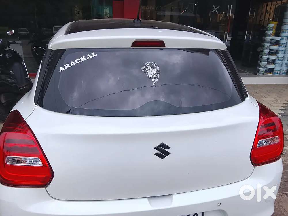 Maruti Suzuki Swift 2021 Petrol 70000 Km Driven