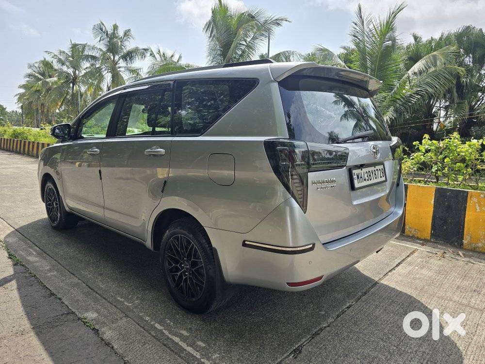Toyota Innova Crysta [2020-ongoing] 2.4 Gx At 8 Str, 2022, Diesel