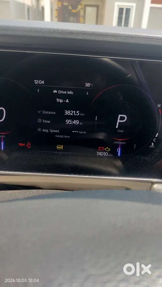 Mahindra Xuv700 2022 Petrol 74000 Km Driven
