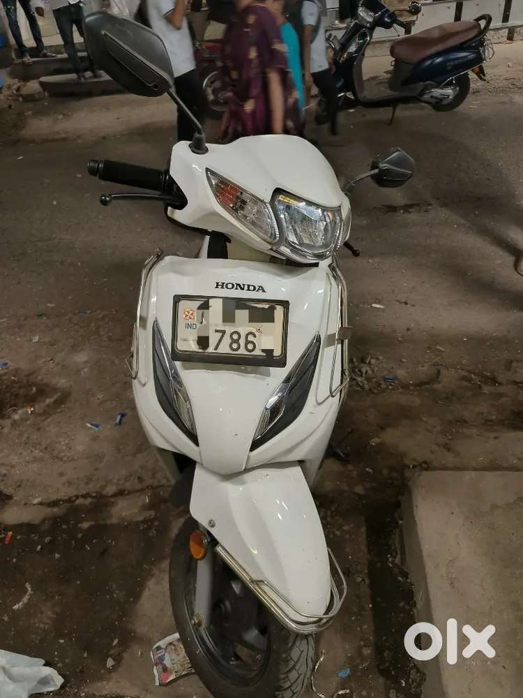 786 Vip number Activa top model