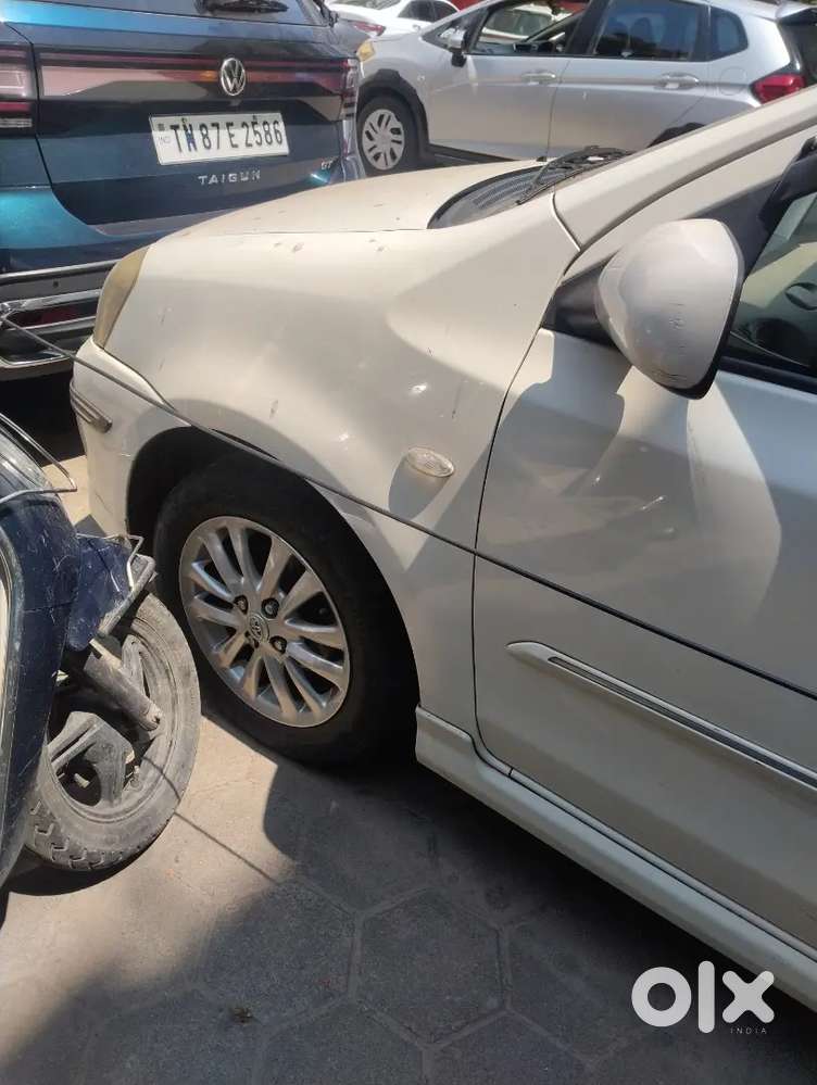 Toyota Etios Cross 2013 Petrol 110000 Km Driven