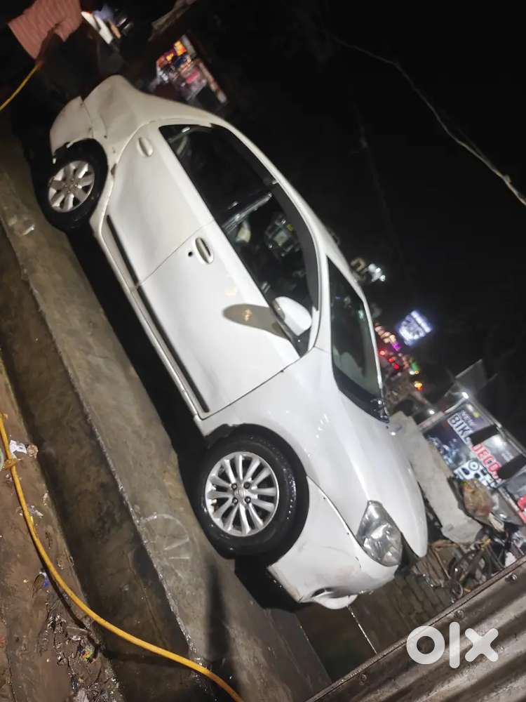 Toyota Etios 2015 Diesel 72000 Km Driven