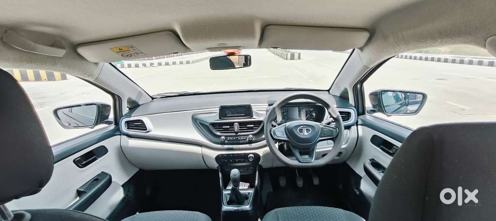 Tata Altroz Xe Petrol, 2022, Petrol