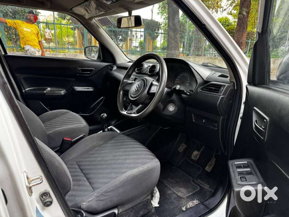 Maruti Suzuki Swift 1.2 Lxi (o), 2022, Petrol