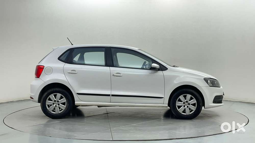 Volkswagen Polo Petrol Trendline 1.2l, 2015, Petrol