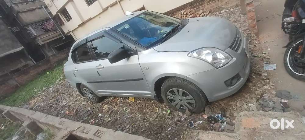 Maruti Suzuki Swift Dzire 2010 Petrol 80000 Km Driven