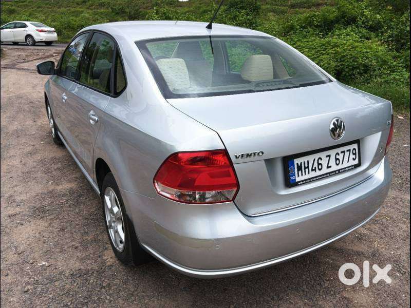 Volkswagen Vento 1.2 Tsi Highline At, 2015, Petrol