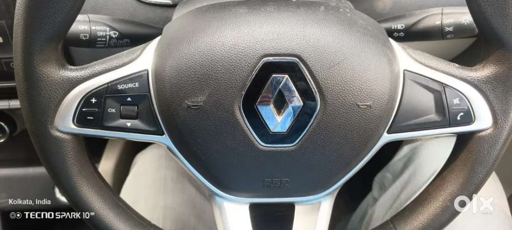 Renault Triber Rxz, 2023, Petrol