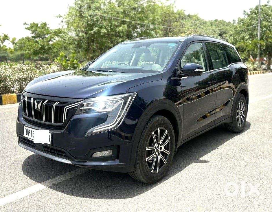 Mahindra Xuv700 2.0 Ax 7 Petrol At Luxury Pack Str, 2025, Petrol