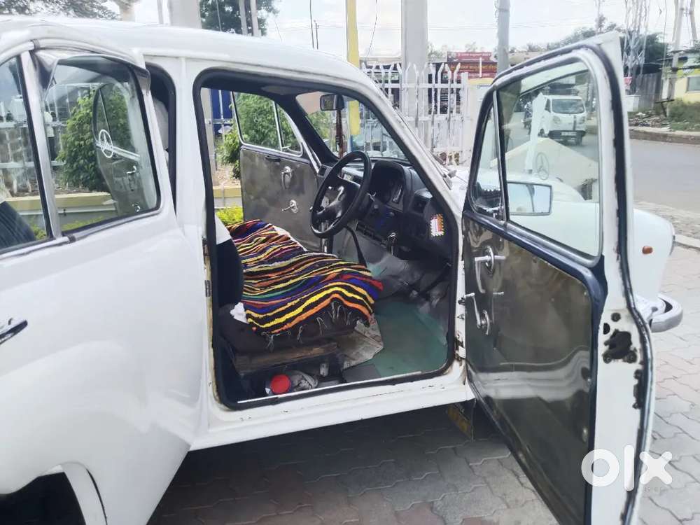 Ambassador Ambassador 1980 Diesel 99999 Km Driven