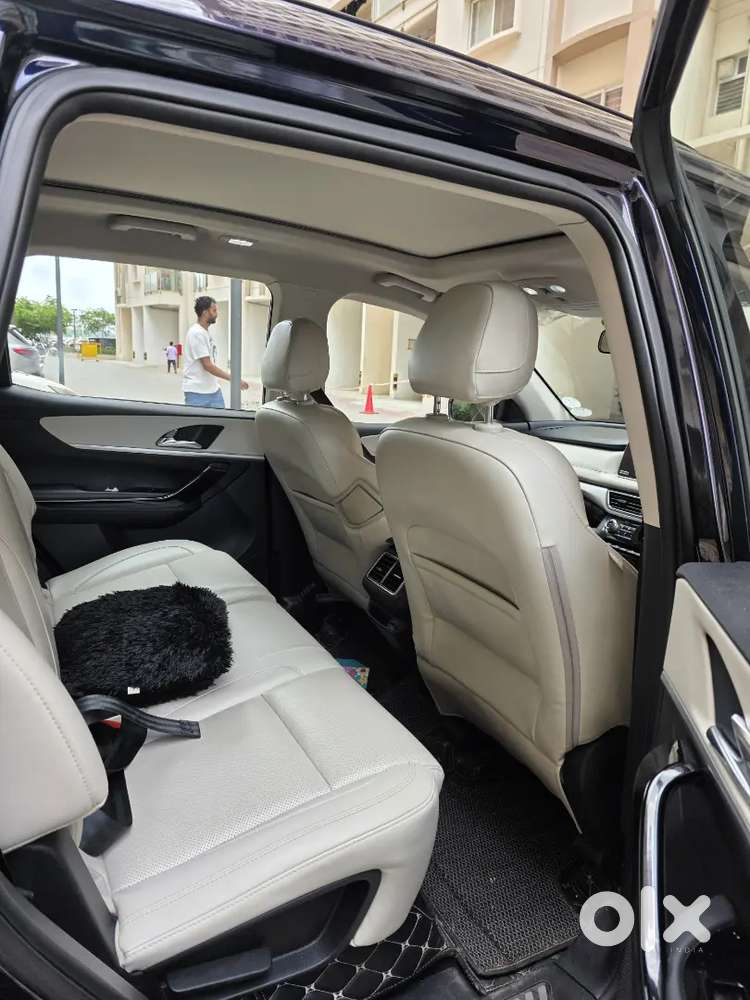 Mahindra Xuv700 Diesel 2025