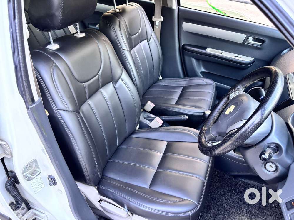 Maruti Suzuki Swift Dzire 1.2 Zxi Bsiv, 2010, Petrol