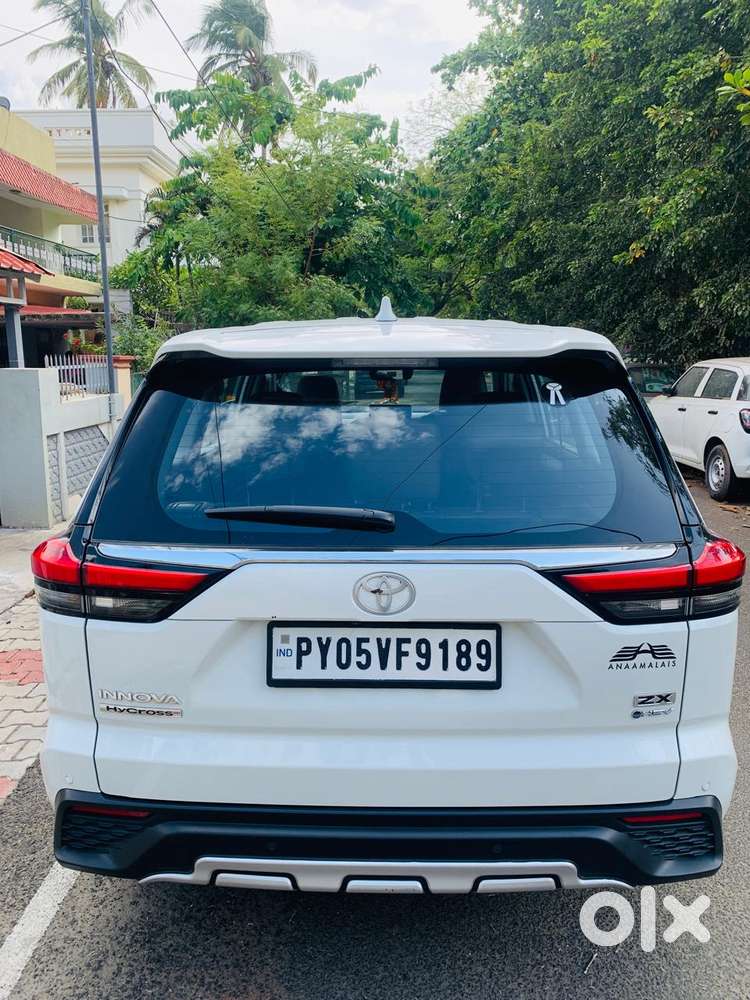 Toyota Innova Hycross 2.0 Zx (o) Hybrid 7 Str, 2025, Electric