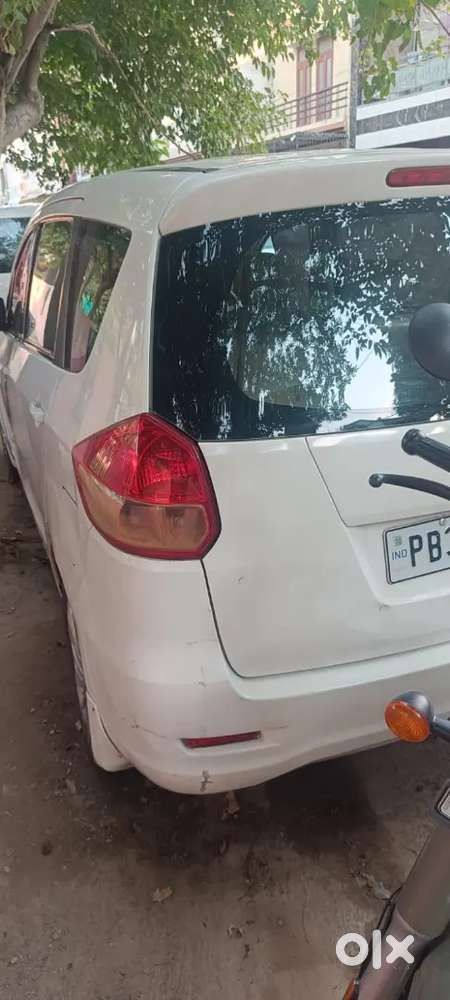 Maruti Suzuki Ertiga 2014 Diesel Manual