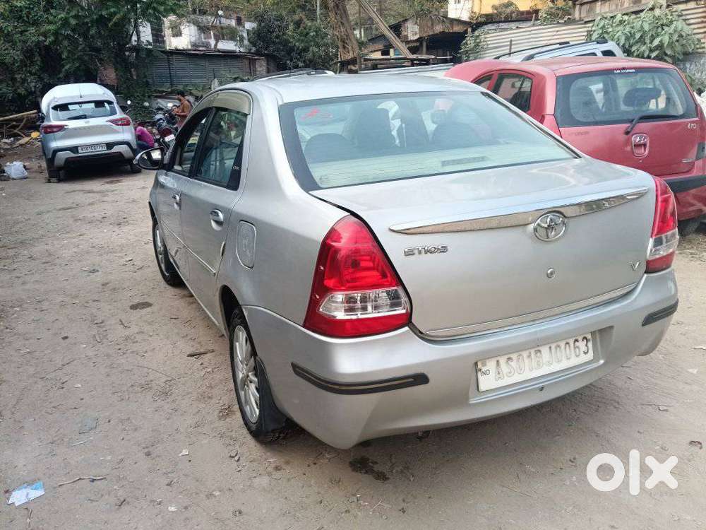 Toyota Etios 2010-2012 V, 2013, Petrol