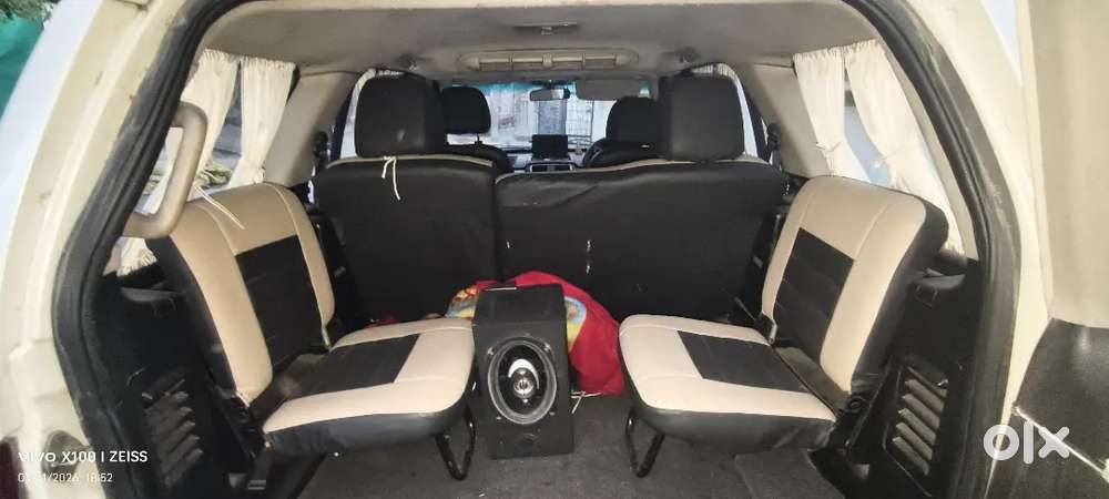 Safari Strome Showroom Condition