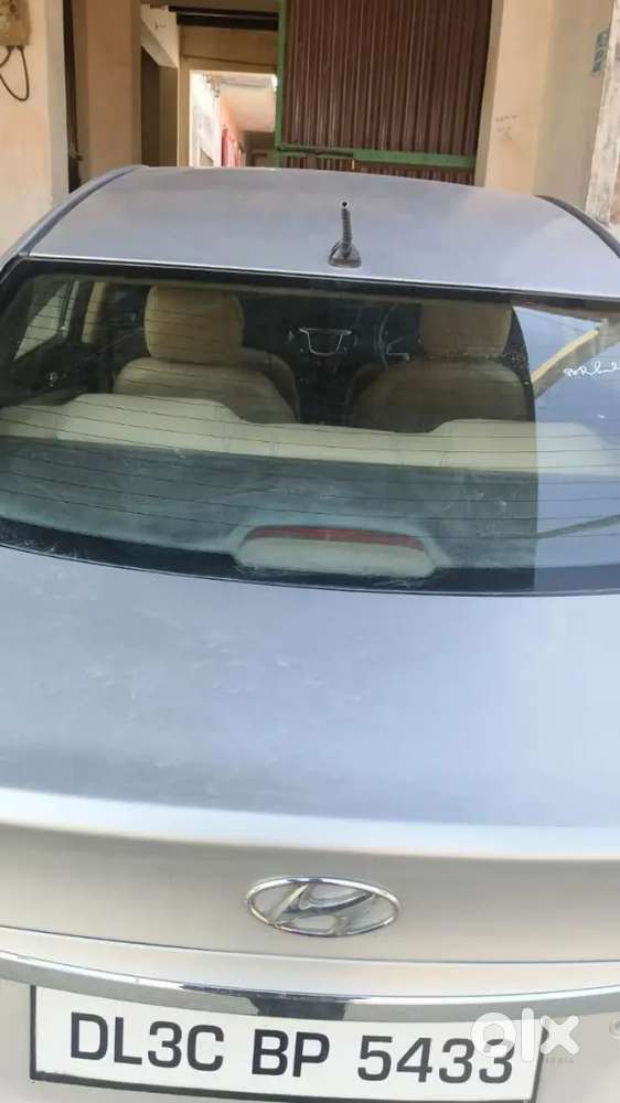 Hyundai Verna 2011 Petrol Well Maintained