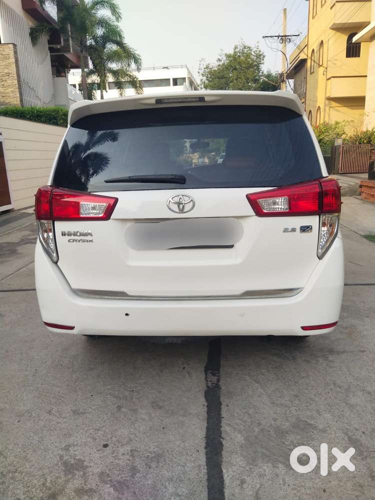 Toyota Innova Crysta 2.8 Gx Automatic 7 Str, 2017, Diesel