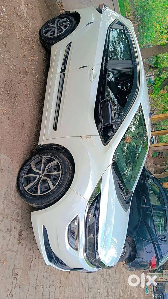 Tata Altroz 1.2 Xt, 2020, Petrol