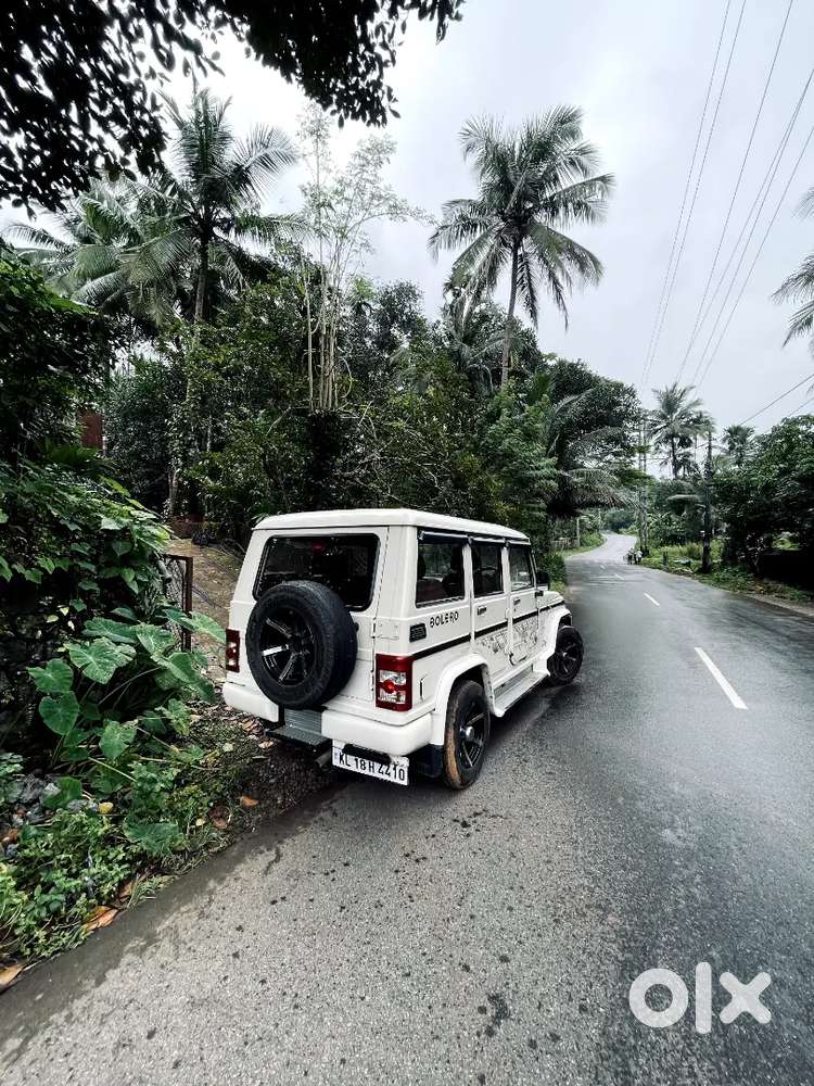 Mahindra Bolero Sle 2011