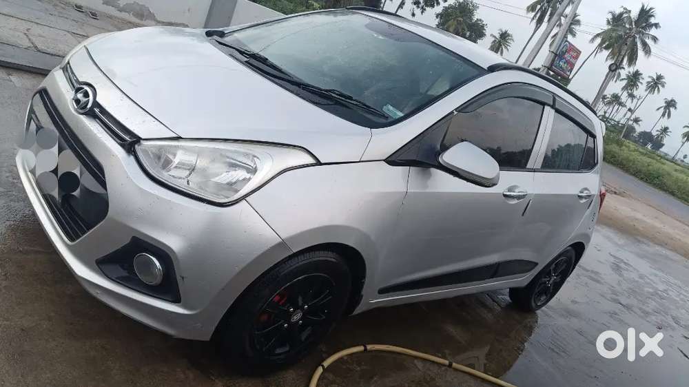 Hyundai Grand I10 2015 Diesel Well Maintained