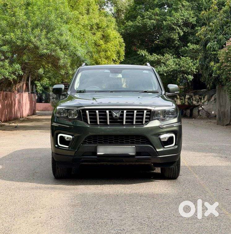 Mahindra Scorpio-n 2.0 Z4 Petrol Mt 7 Str, 2023, Petrol
