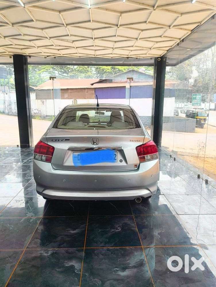 Honda City 2011-2013 V At Exclusive, 2011, Petrol