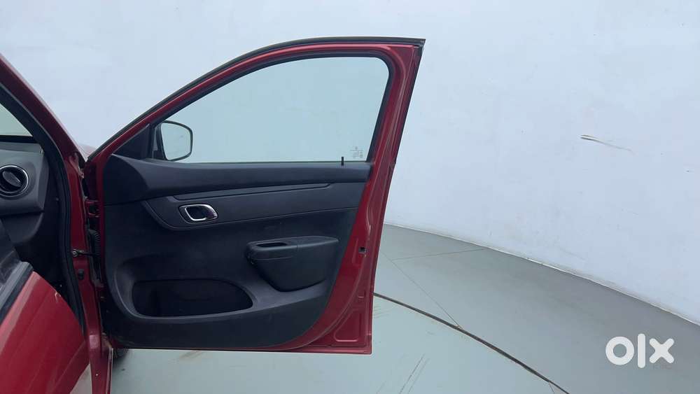 Renault Kwid 1.0 Rxt Sce Special (o), 2018, Petrol