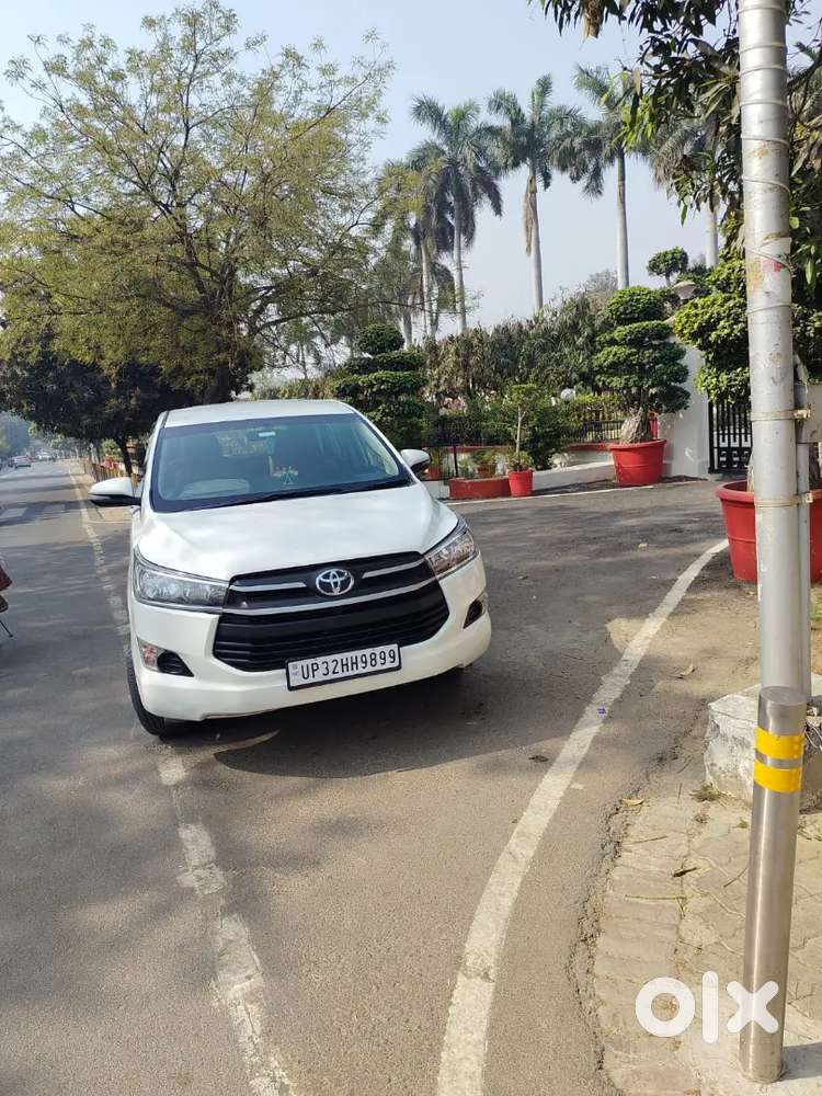 Toyota Innova Crysta 2016 Diesel 210000 Km Driven