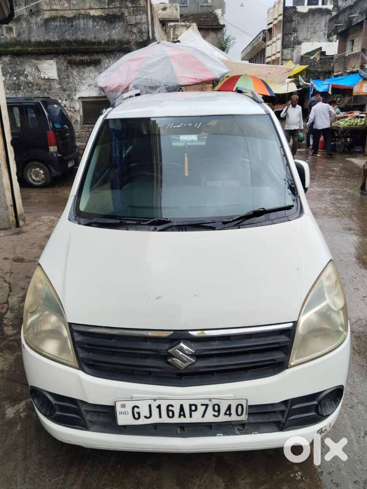 Brand:- Maruyi Suzuki, Car Name:- Wagon R, Model:- 2012, Colour:-white