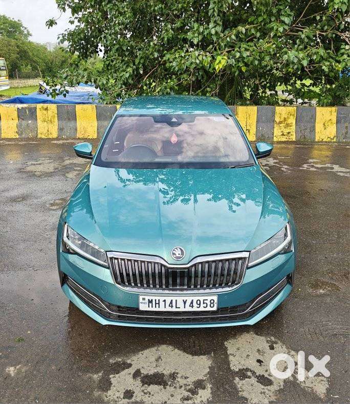 Skoda Superb 2.0 L&k Tsi At, 2024, Petrol
