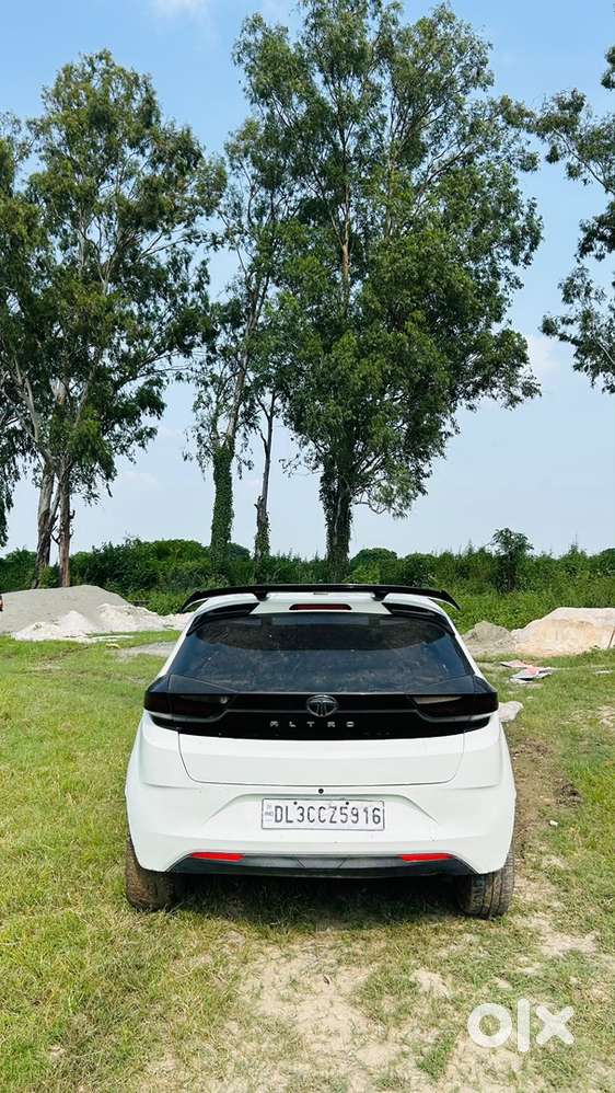 Tata Altroz Icng Sunroof 2023