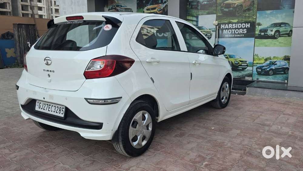 Tata Tiago 1.05 Revotorq Xt Option, 2023, Petrol