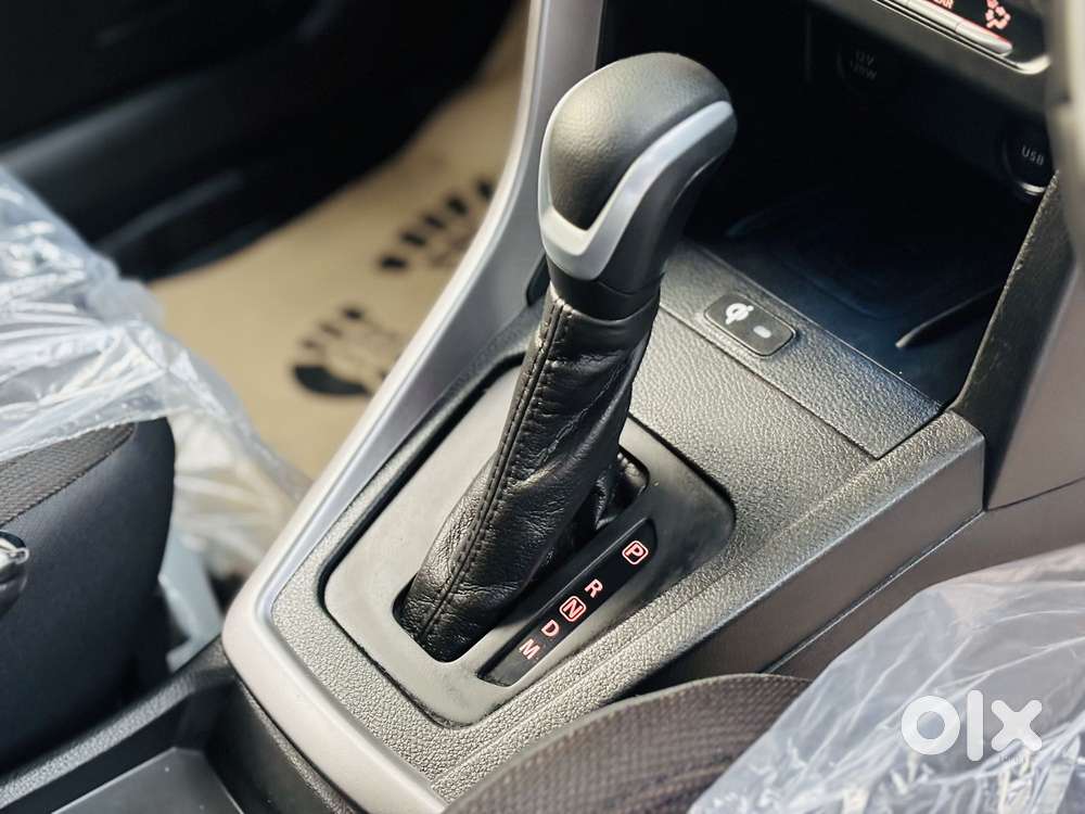 Maruti Suzuki Vitara Brezza 1.5 Zxi Plus At, 2025, Petrol