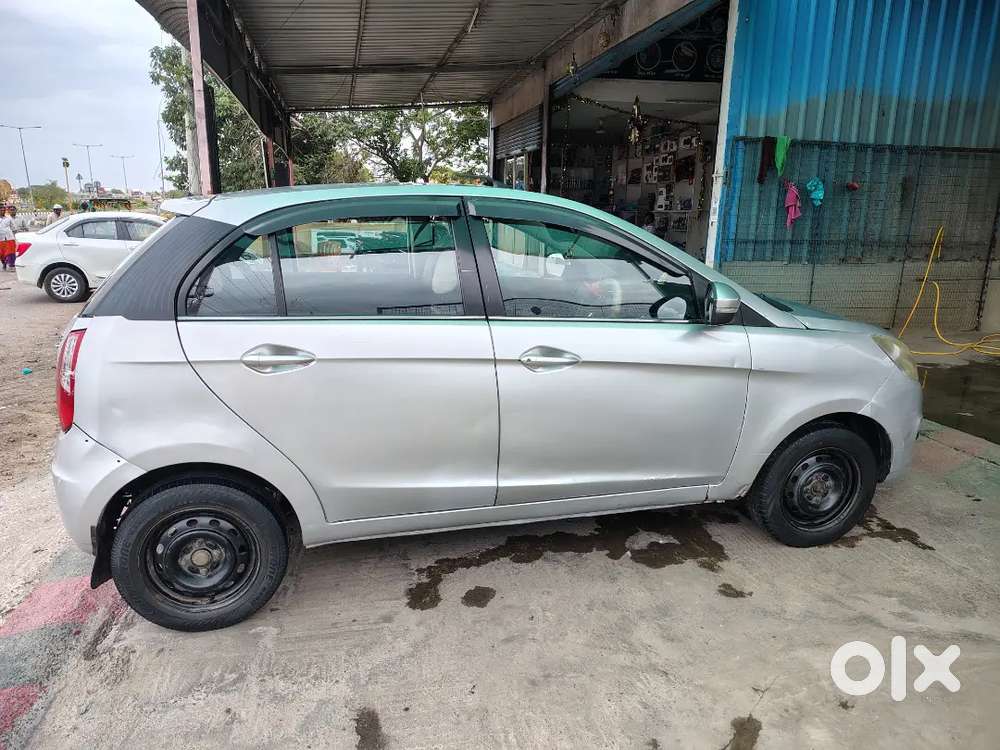 Tata Bolt Quadrajet 2015-2016