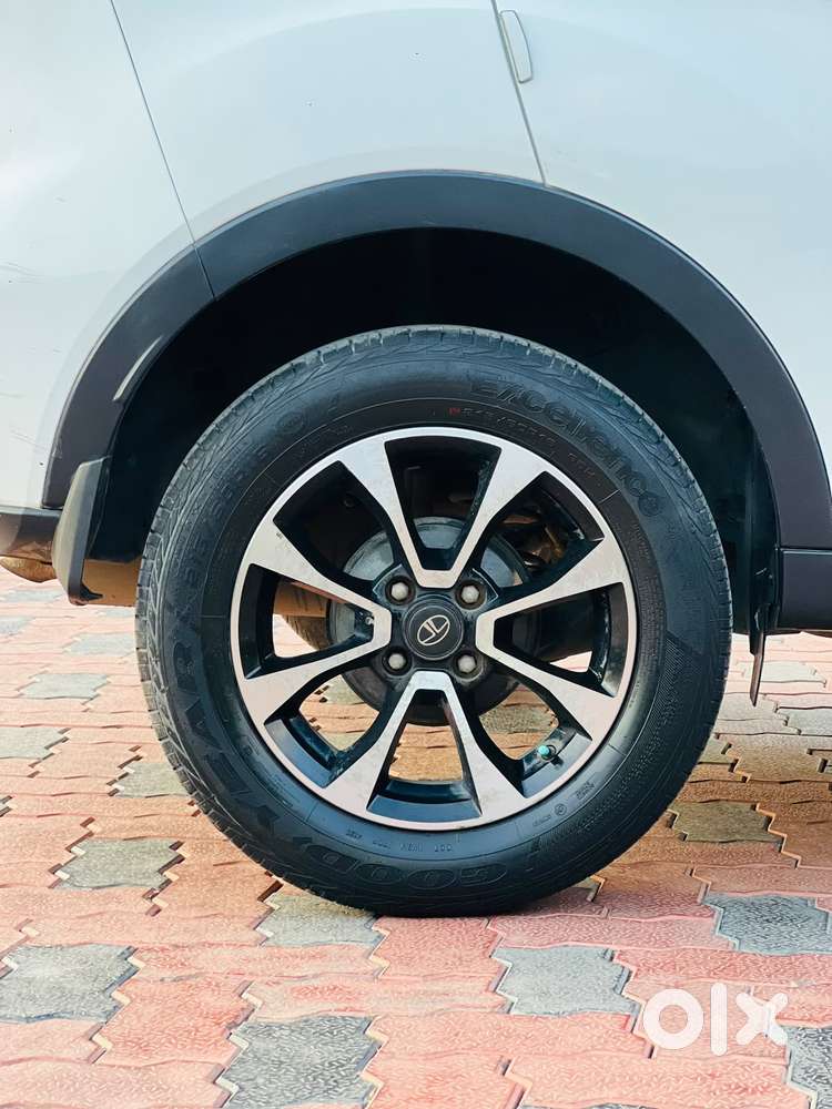 Tata Nexon 1.2 Revotron Xz Plus (s), 2020, Petrol