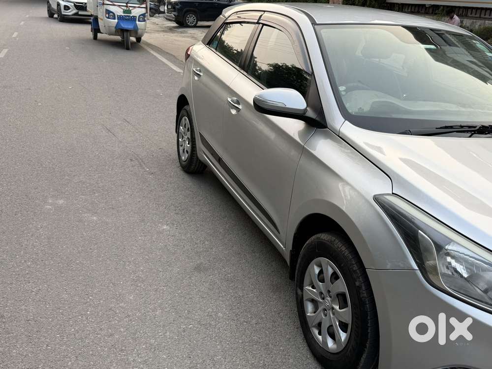 Hyundai I20 Sportz 1.2 Bs-iv, 2015, Petrol