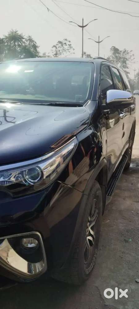 Toyota Fortuner 2019 Diesel 180000 Km Driven