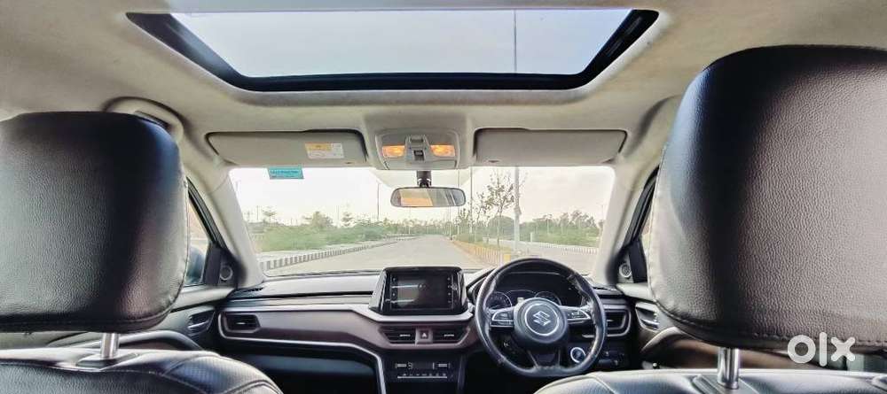 Maruti Suzuki Brezza 1.5 Zxi Smart Hybrid, 2024, Petrol
