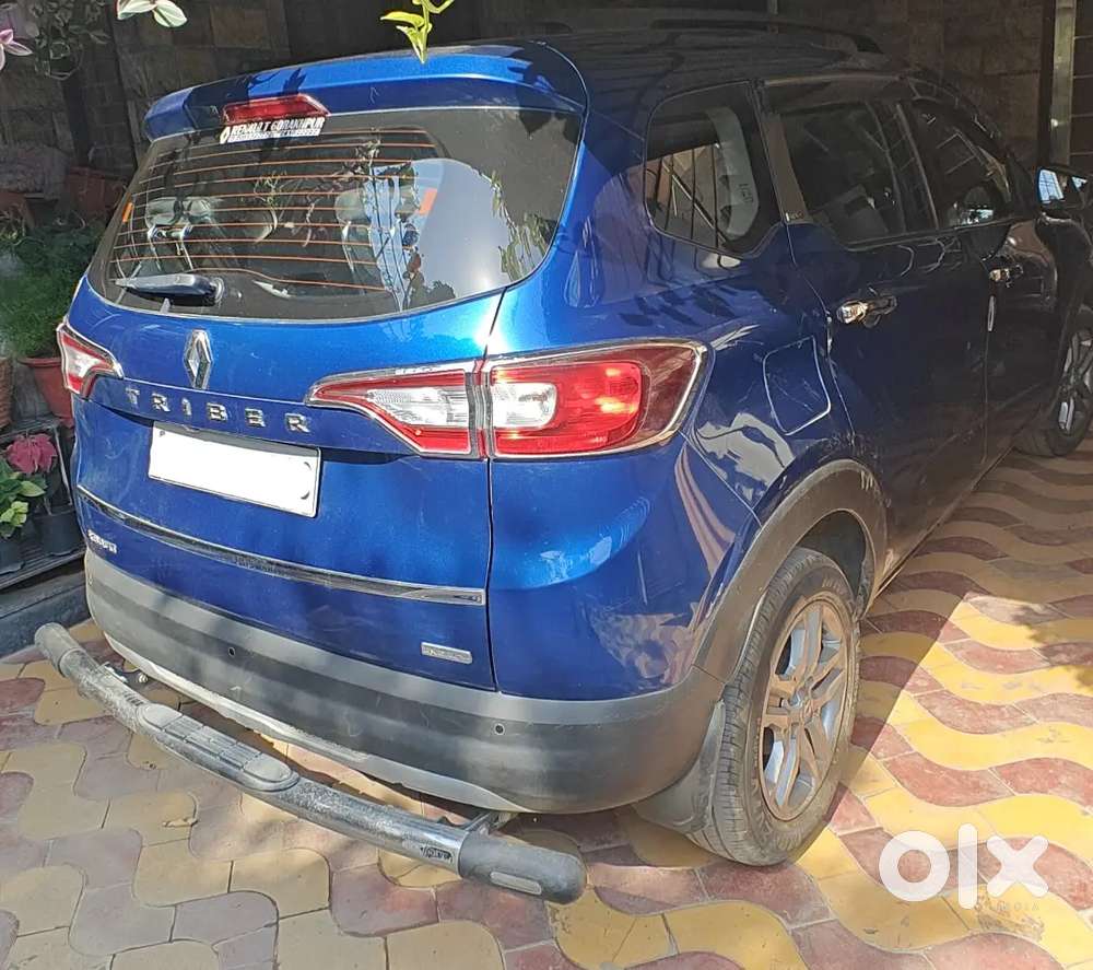 Less Driven Perfect Condition 7 Seater Car For Immediate Sale