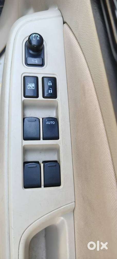 Maruti Suzuki Dzire 1.2 Vxi, 2022, Petrol