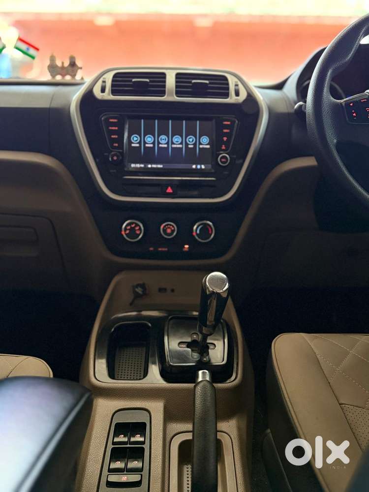 Mahindra Tuv 300 T10, 2018, Diesel