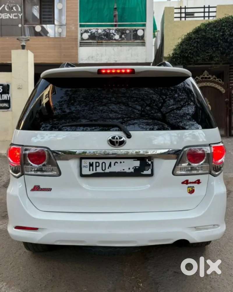 Fortuner 4*4 Manual