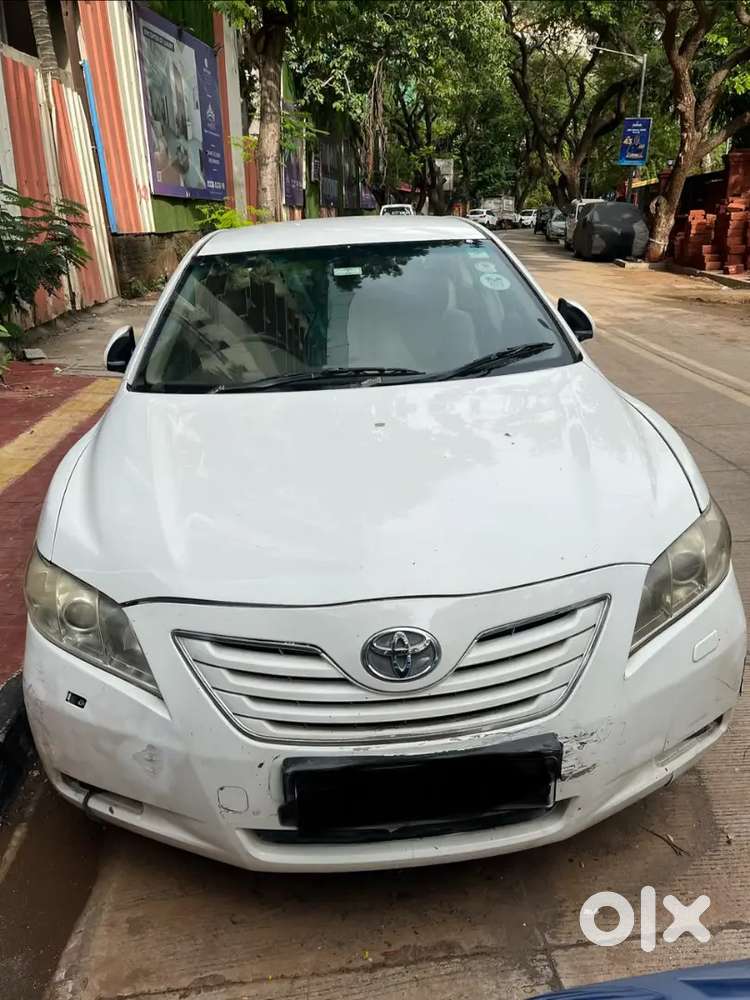 Toyota Camry 2006 Petrol Well Maintained Passing Till December 2027