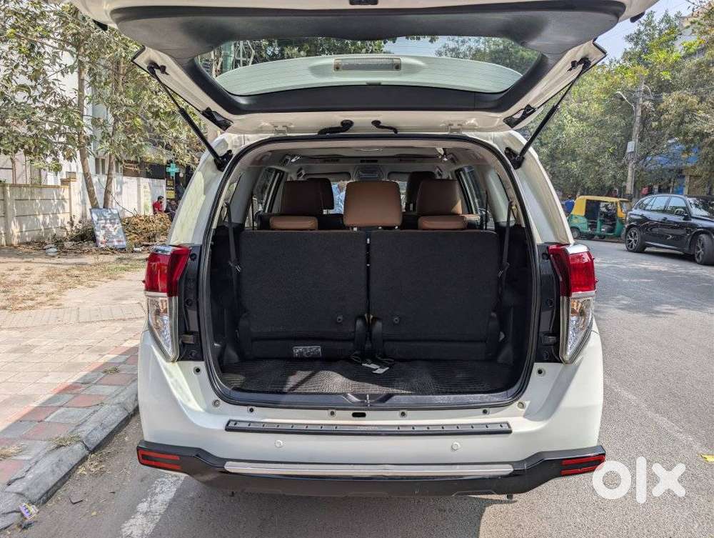 Toyota Innova Crysta 2.8z Automatic, 2019, Diesel