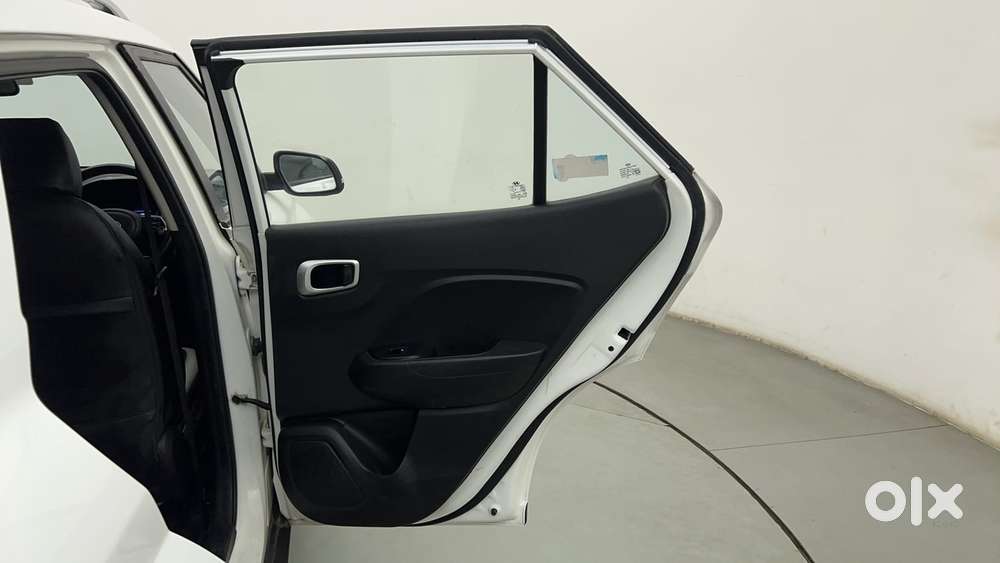 Hyundai Venue 1.0 Sx (o) Turbo Dct, 2022, Petrol