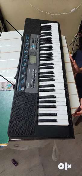 Second hand on sale keyboard olx